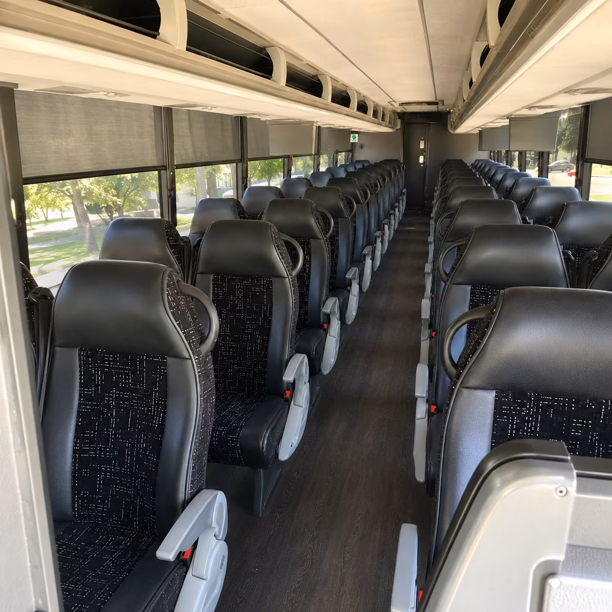 charter bus pickups at mem for concerts sporting events
