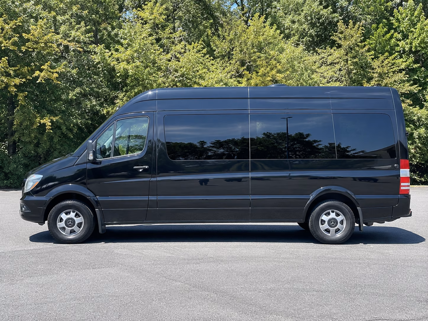 find the perfect transportation for your next convention or trade show 3