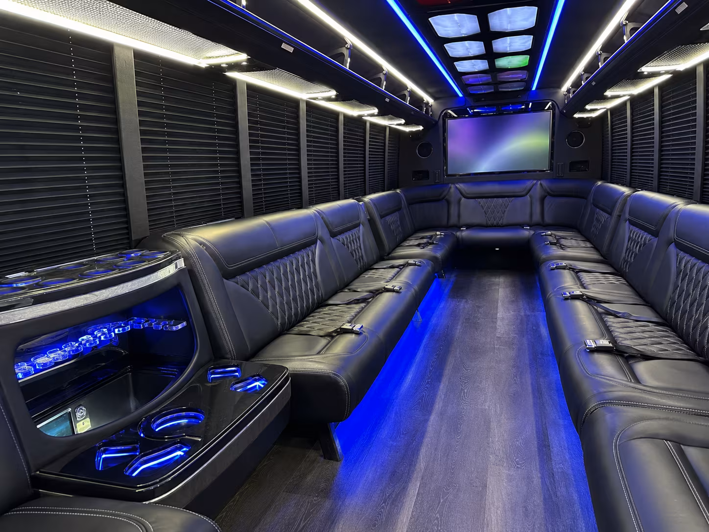 memphis 20 passenger party bus inside