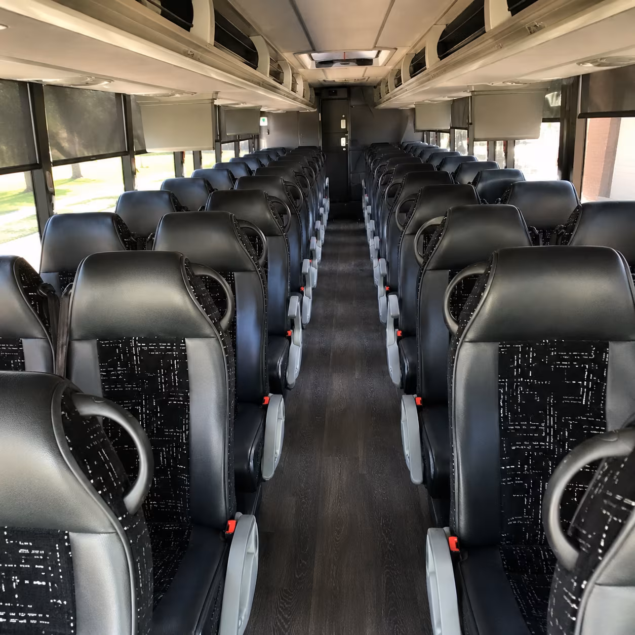 memphis airport shuttle buses to downtown hotels beale street